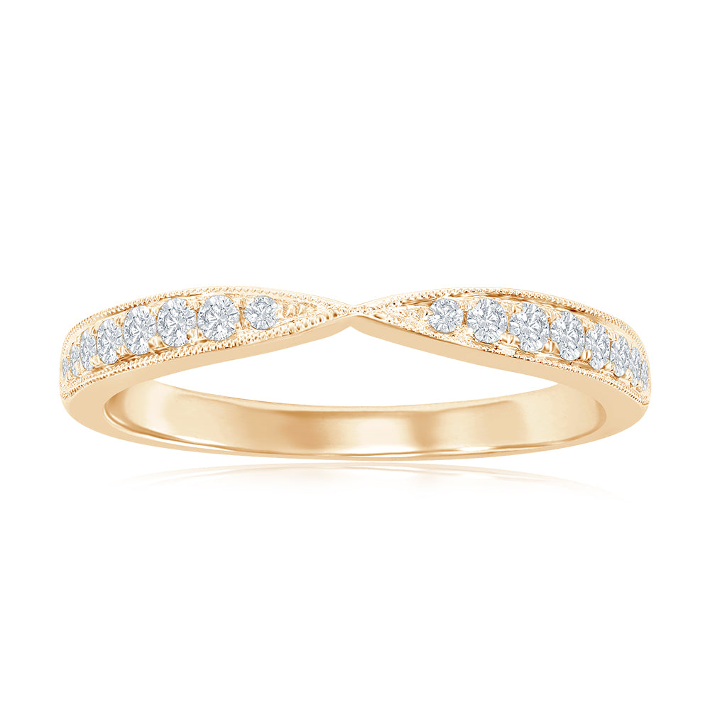 14K Yellow Gold Pinched Diamond Band