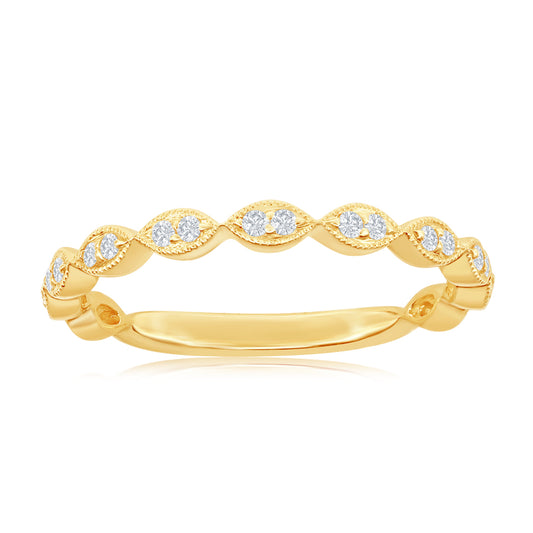 14K Yellow Gold Scalloped Diamond Band