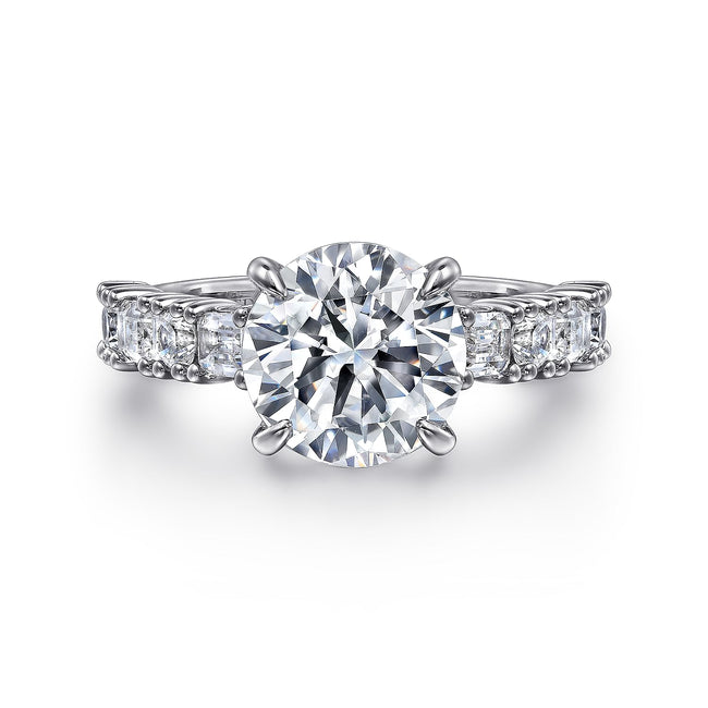 18K White Gold Round Diamond Engagement Ring