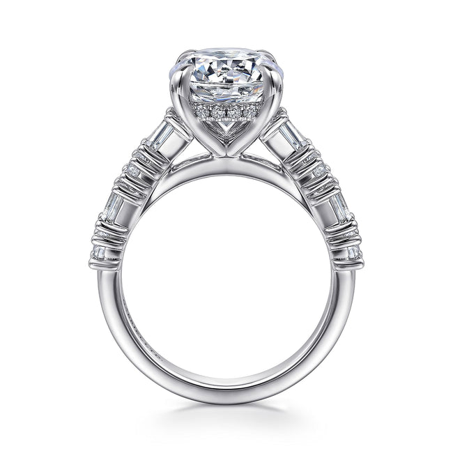 18K White Gold Round Diamond Engagement Ring