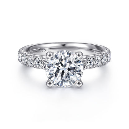 18K White Gold Round Diamond Engagement Ring