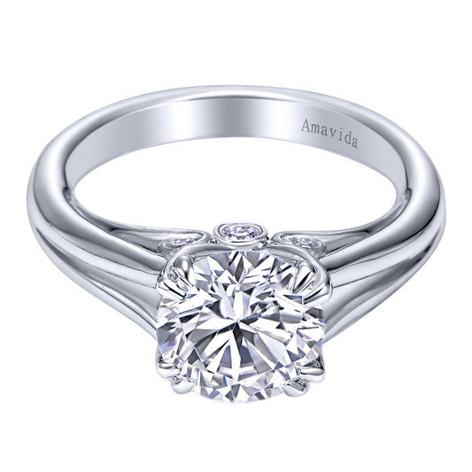 18K White Gold Round Split Shank Diamond Engagement Ring