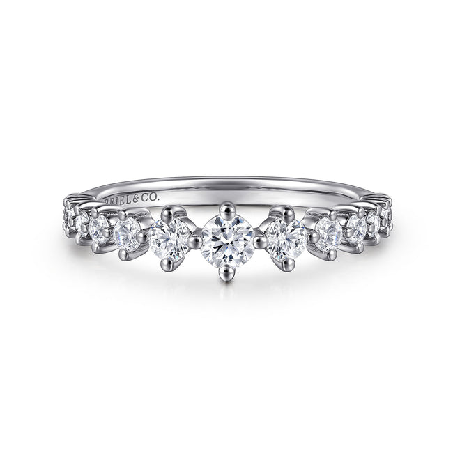 14K White Gold Graduating Diamond Classic Ladies Ring