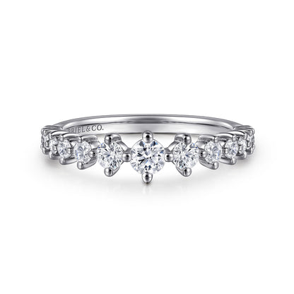 14K White Gold Graduating Diamond Classic Ladies Ring