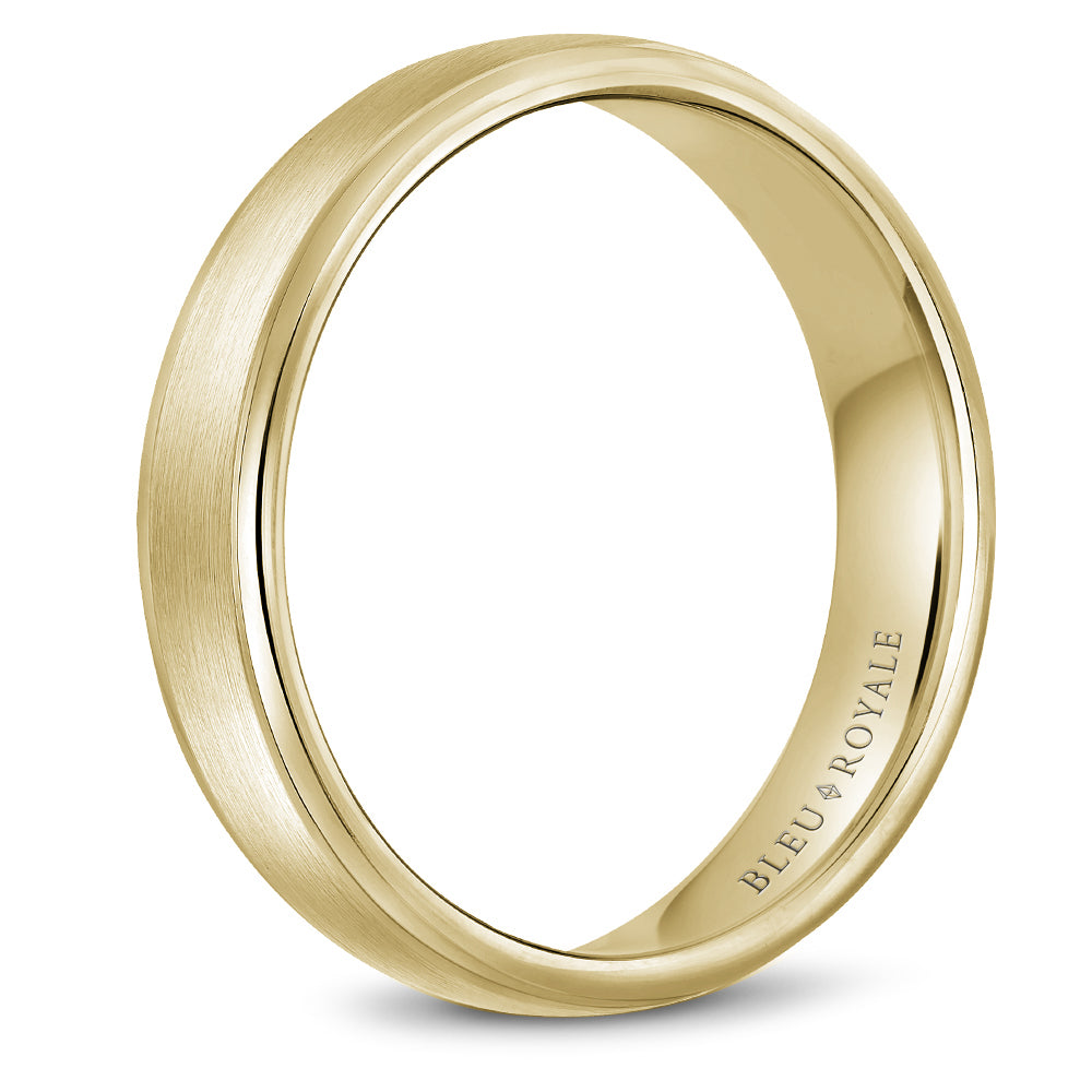 5.50mm Bleu Royale Wedding Band in Yellow Gold