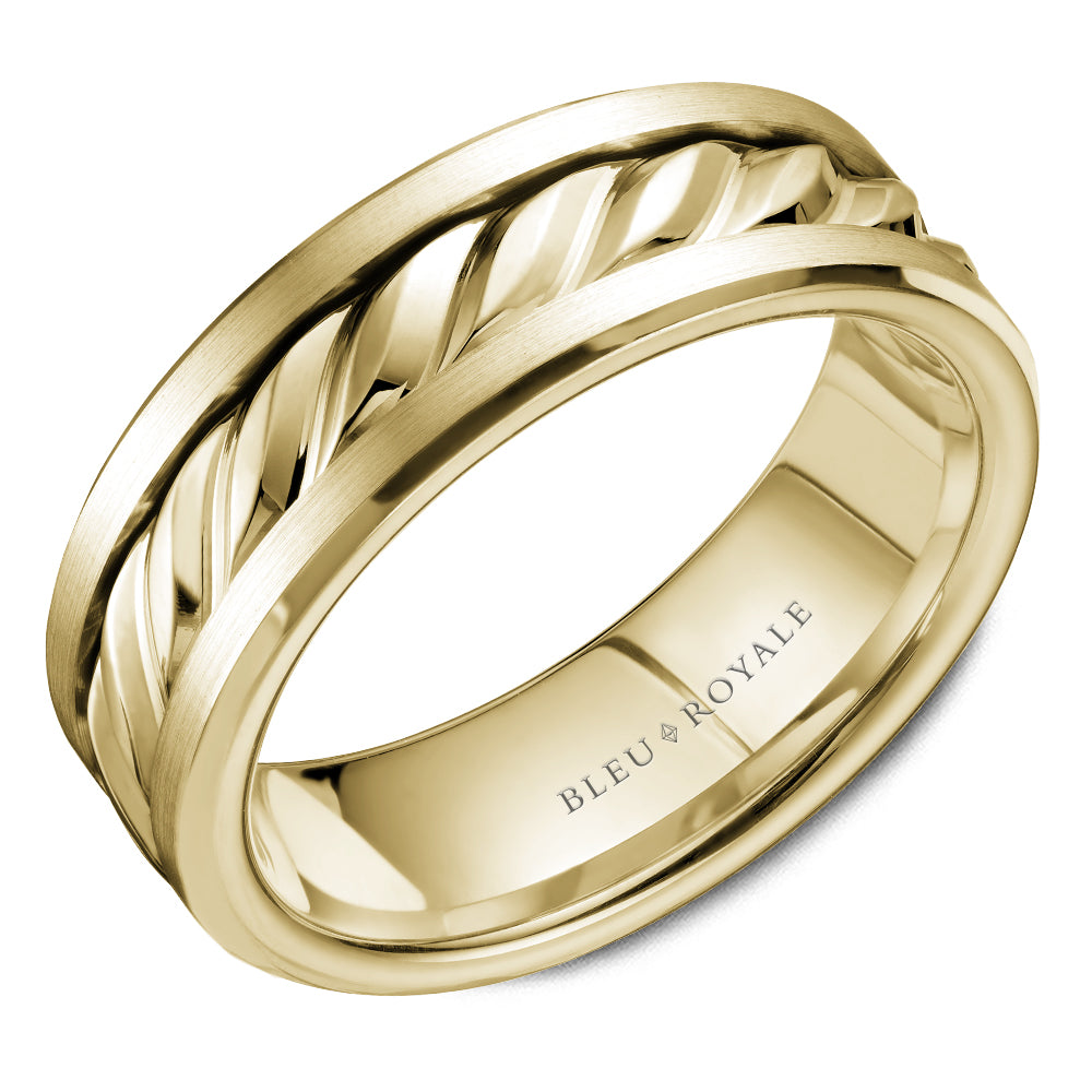7.50mm Bleu Royale Wedding Band in Yellow Gold
