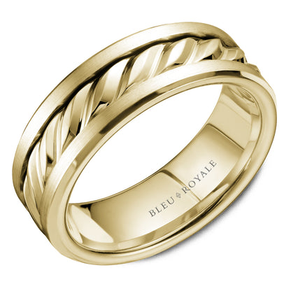 7.50mm Bleu Royale Wedding Band in Yellow Gold