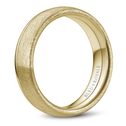 6.00mm Bleu Royale Wedding Band in Yellow Gold
