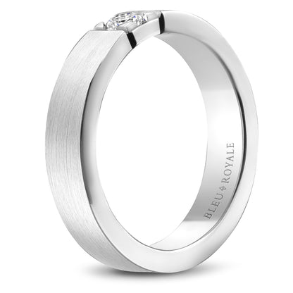 5.00mm Bleu Royale Wedding Band in White Gold With 1 RD, TCW 0.25ct