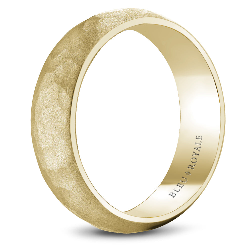 6.50mm Bleu Royale Wedding Band in Yellow Gold