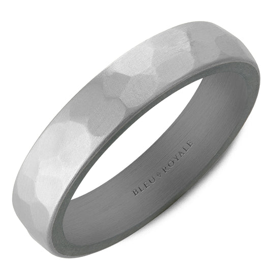 5.00mm Bleu Royale Wedding Band in 14k/Tantalum
