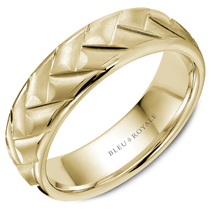 6.50mm Bleu Royale Wedding Band in Yellow Gold