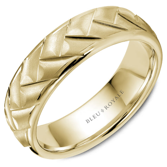 6.50mm Bleu Royale Wedding Band in Yellow Gold