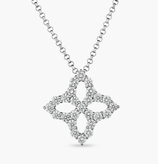 18K WHITE GOLD DIAMOND PRINCESS OUTLINE SMALL FLOWER NECKLACE